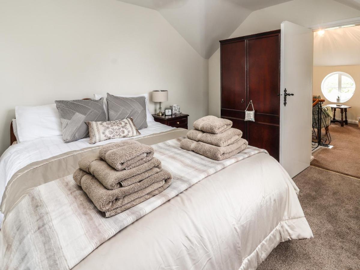 Springfield Cottage Рексем Екстер'єр фото