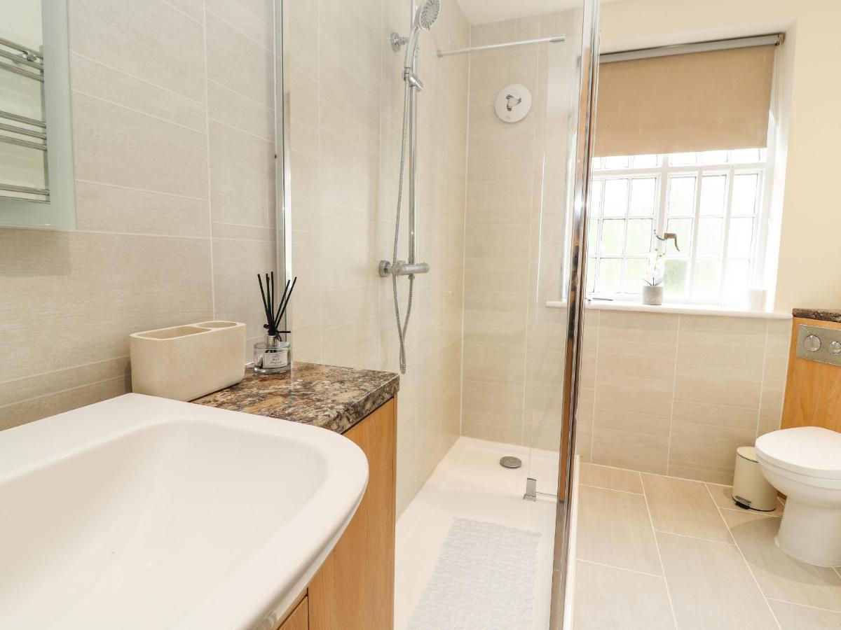 Springfield Cottage Рексем Екстер'єр фото
